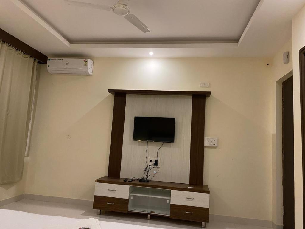 Akshatha Home Stay Бангалор Екстериор снимка